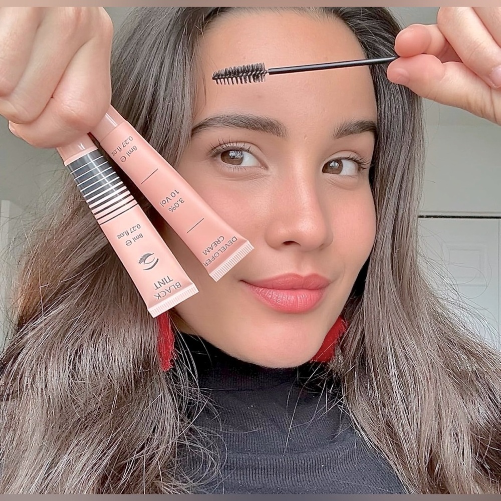 Eyelash + Eyebrow Tint